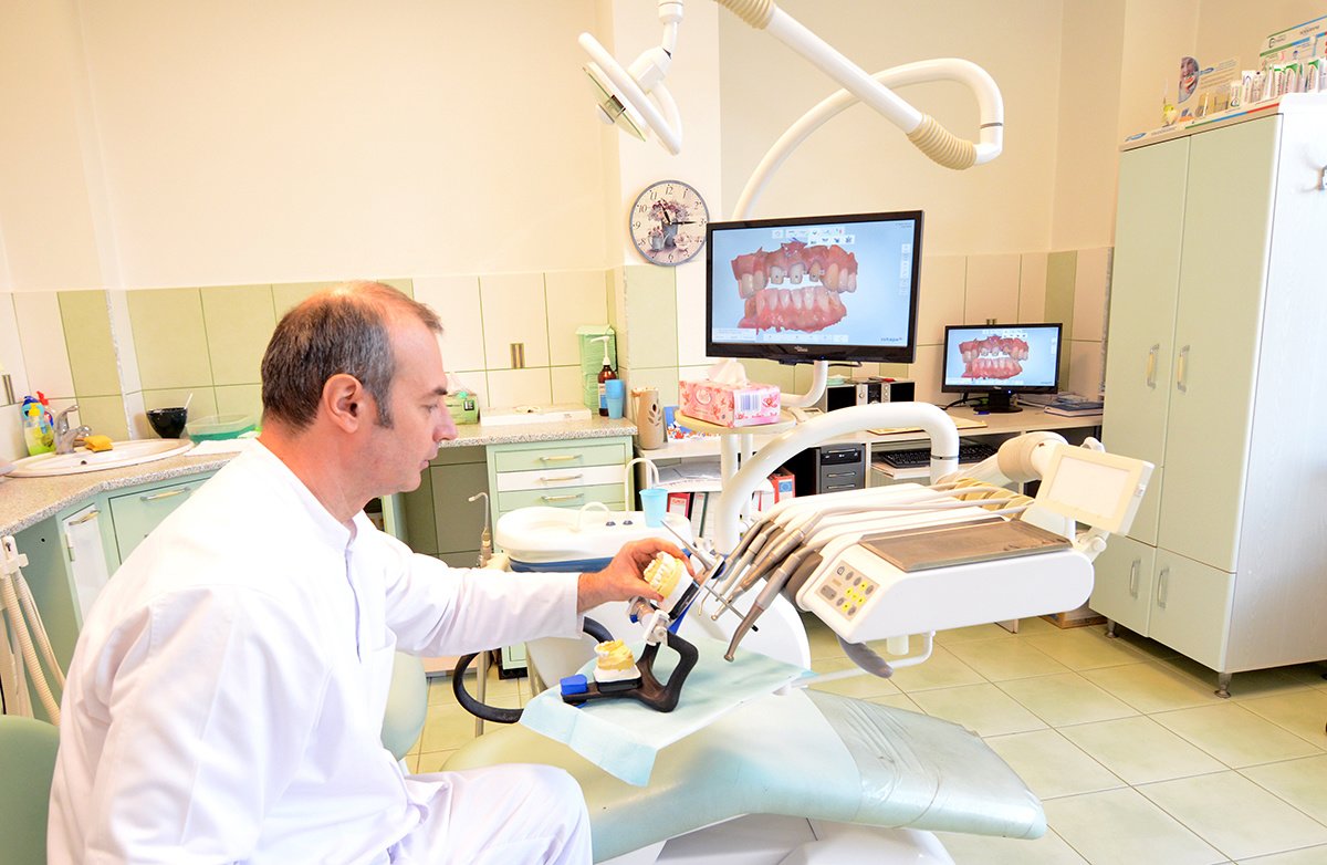 عيادة ستار لطب الأسنان - Star Dental Clinic